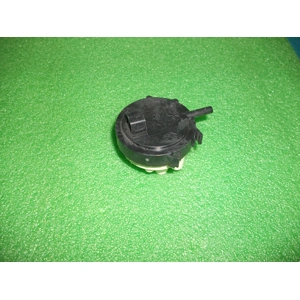1 szintes vízszintszabályzó WHIRLPOOL AWT2288/3 