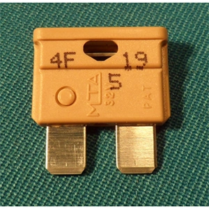 5A  32V  késes biztosíték /RENDELÉSRE