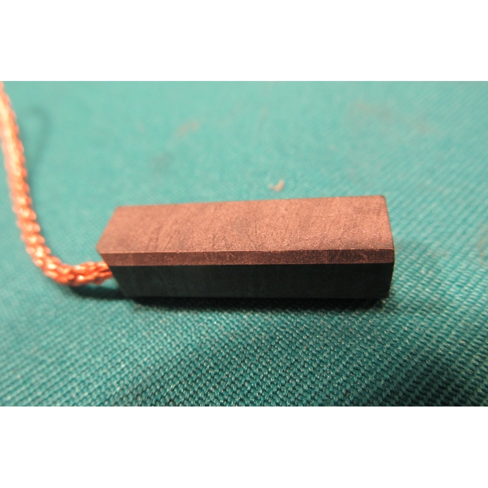 6,3x8x28 mm Szénkefe, sarok kivezetéses (univerzális) mosógép /(1cs=2db) / RENDELÉSRE