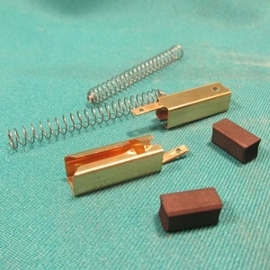 6x6x12 mm Szénkefe, rugós ,házzal (2db/csomag) BOSCH szeletelőgép / RENDELÉSRE