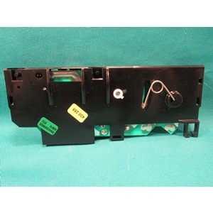 Ajtókapcsoló panel tartóval (eredeti) DE DIETRICH mikrohullámú sütő / RENDELÉSRE