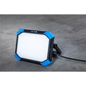 Hordozható Reflektor, 3200 lm, IP65, HÖGERT HT1E453 / RENDELÉSRE