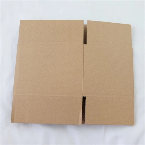 Kartondoboz csomagoláshoz 190x140x140mm /KiöntőkhözP25