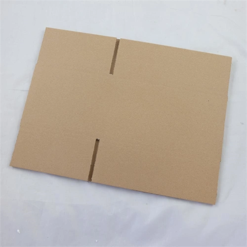 Kartondoboz csomagoláshoz 240x160x130mm /Szivattyúkhoz
