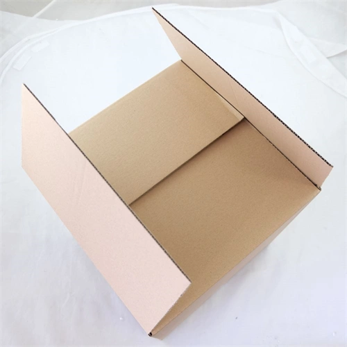 Kartondoboz csomagoláshoz 300x300x300mm /Csillámlaphoz, üvegtányérhoz 25db/cs