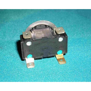 Klixon 90°C nyit 40C zár nagy 4 érintkezős/RENDELÉSRE