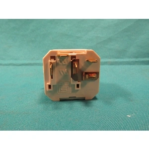 Nyomókapcsoló (eredeti) WHIRLPOOL szárítógép / RENDELÉSRE