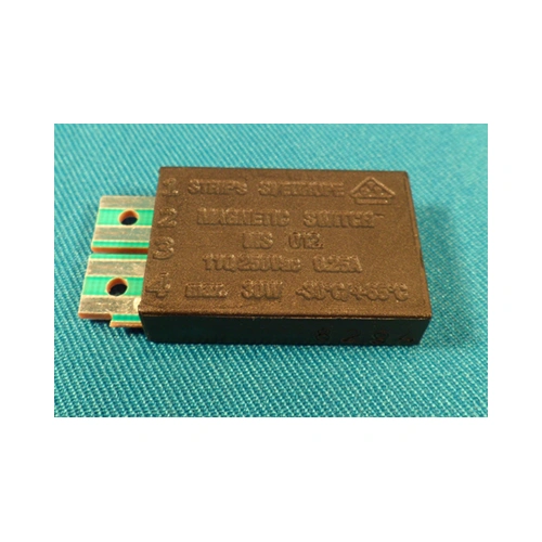 Relé (világításkapcsoló) GORENJE hűtőgép /RENDELÉSRE