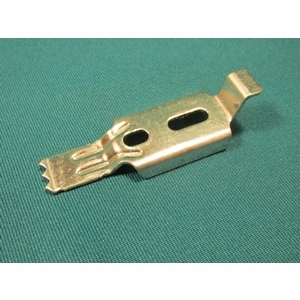 Rögzítő elem (eredeti) WHIRLPOOL főzőlap / RENDELÉSRE