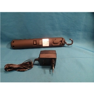 Stekklámpa akkumulátoros, gumis + 26 LED akasztófüllel P4501 /RENDELÉSRE