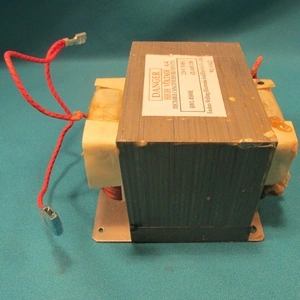 Trafó ( nagyfeszültségű ) FAGOR mikrohullámú sütő / RENDELÉSRE