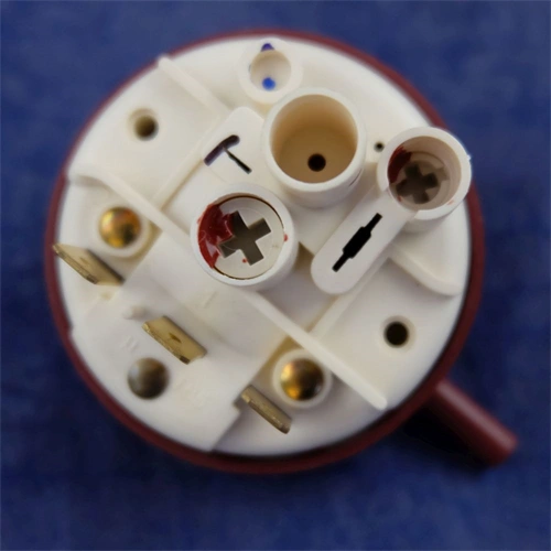 Vízszintszabályzó (eredeti) WHIRLPOOL / INDESIT mosogatógép / RENDELÉSRE