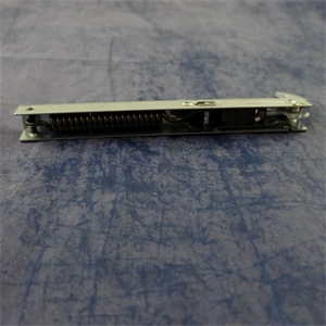 Zsanér, ajtó (eredeti) WHIRLPOOL / INDESIT tűzhely / RENDELÉSRE