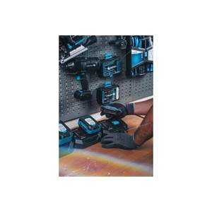 Akkumulátor töltő, 4A, 18 V, HÖGERT HT2E242-C40 