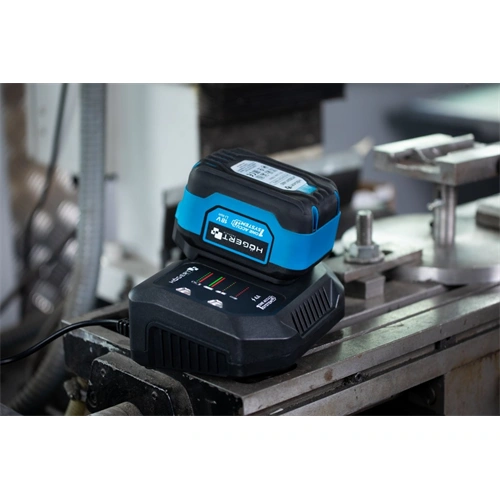 Akkumulátor töltő (gyorstöltő), 6A, 18 V, HÖGERT HT2E243-C60  