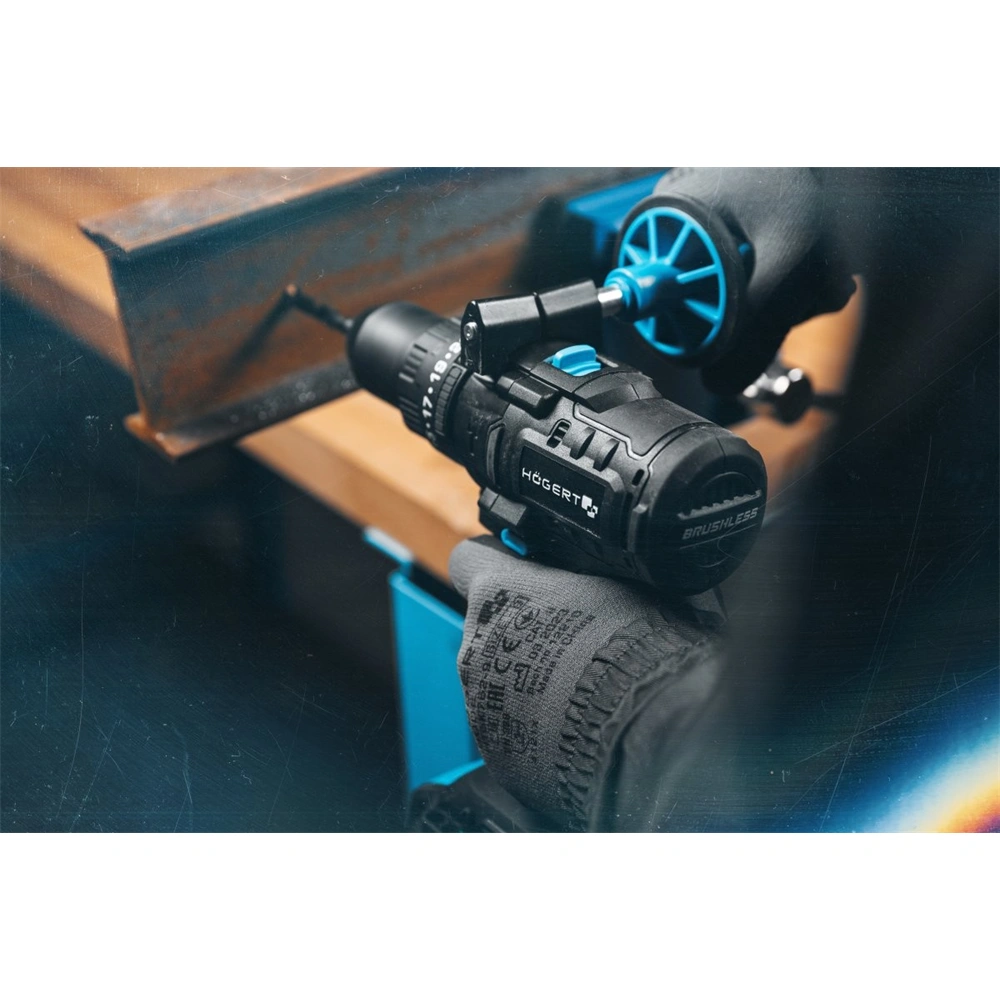 Akkumulátoros ütvefúró-csavarozó géptest,(akku és töltő nélkül),szénkefementes,18V, 100Nm, HÖGERT HT2E224 