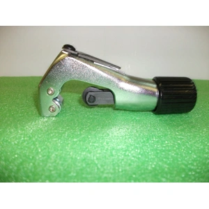 Csővágó Alu és Réz csőhőz 1/8 - 1.1/8 ( 3 - 28 mm )/RENDELÉSRE