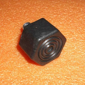 Láb (hűtőhöz) WHIRLPOOL ARC,AFG sorozathoz / RENDELÉSRE