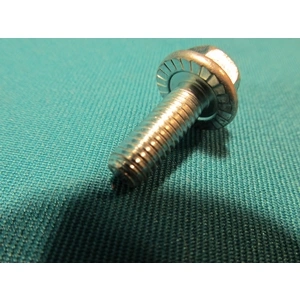 M6 Csavar ékszíjtárcsa felfogató (eredeti) WHIRLPOOL mosógép / RENDELÉSRE