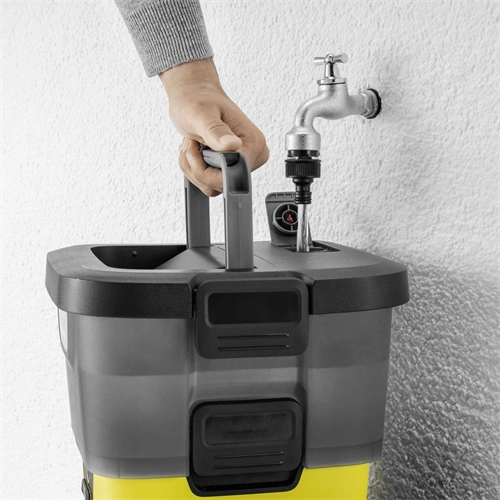 Magasnyomású mobil kültéri tisztító klímaberendezéshez, 8 liter, 10,8 V, beépített akku, Karcher OC4