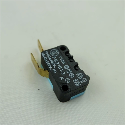 Mikrokapcsoló 16A 2érintkezős UNIVERZÁLIS