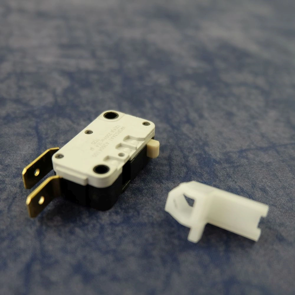 Mikrokapcsoló (eredeti) WHIRLPOOL / INDESIT páraelszívó / RENDELÉSRE