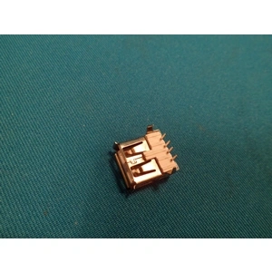 USB alj beépíthető / RENDELÉSRE